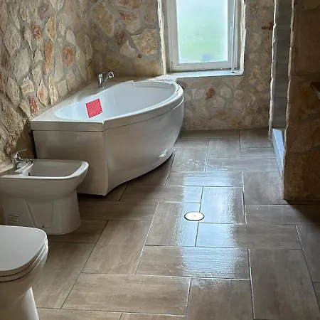 Guest house La Grotta *